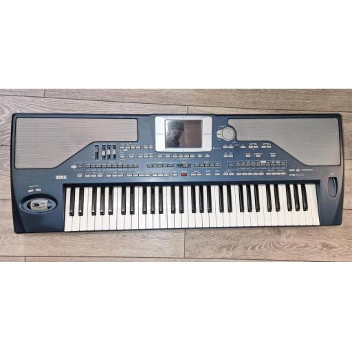 Korg PA800 Pre-Owned